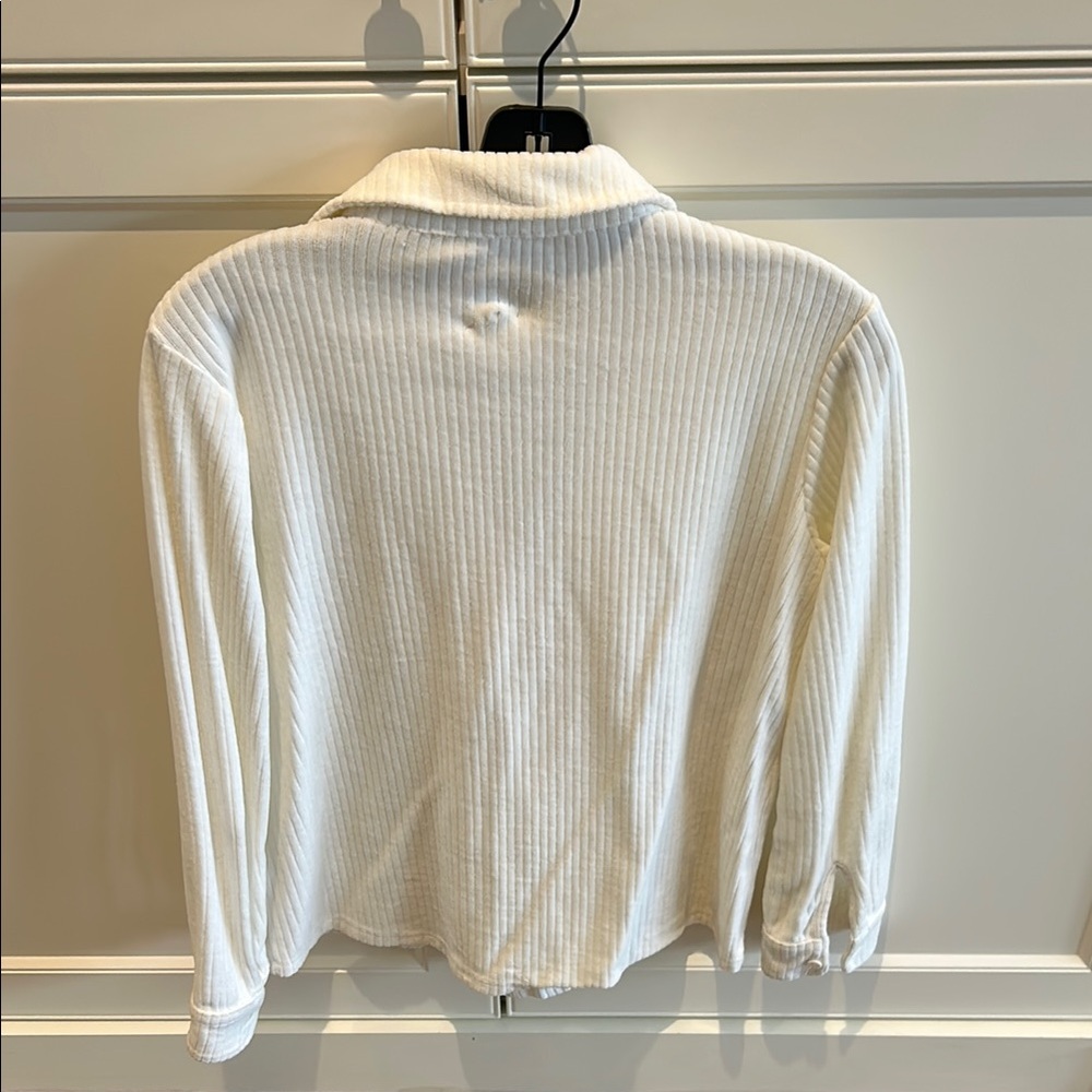 White Ribbed Button-Up Shirt - Picture 4 of 4